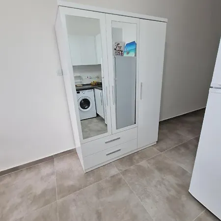 Комфортная Студия У Моря Agios Georgios (Famagusta)